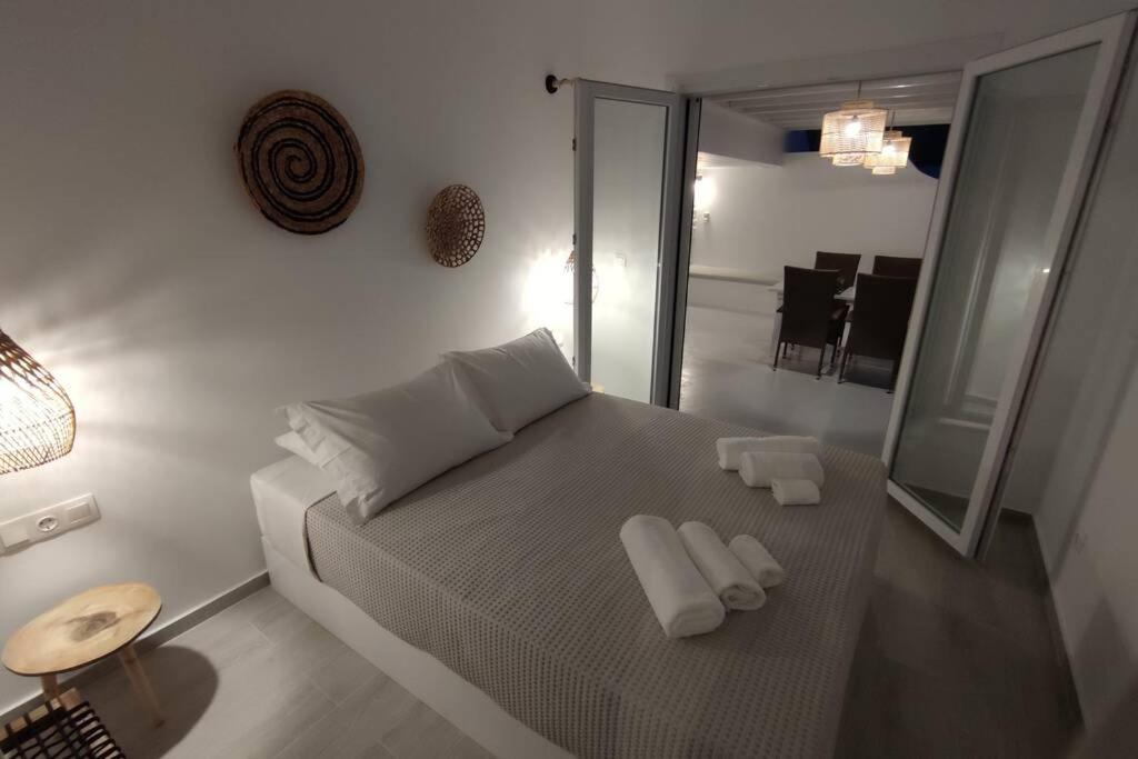 Eolia Luxury Suites Andros Batsi  Exterior photo
