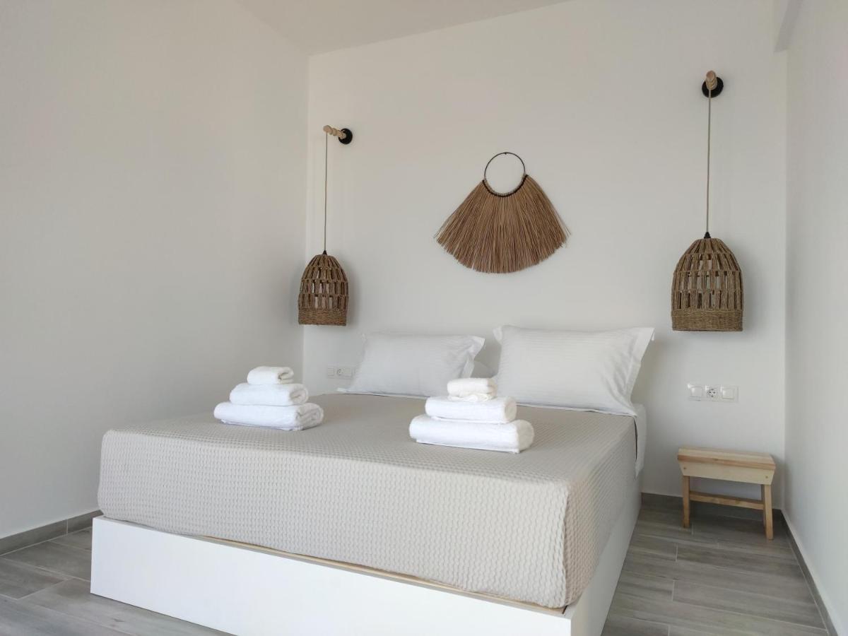 Eolia Luxury Suites Andros Batsi  Exterior photo